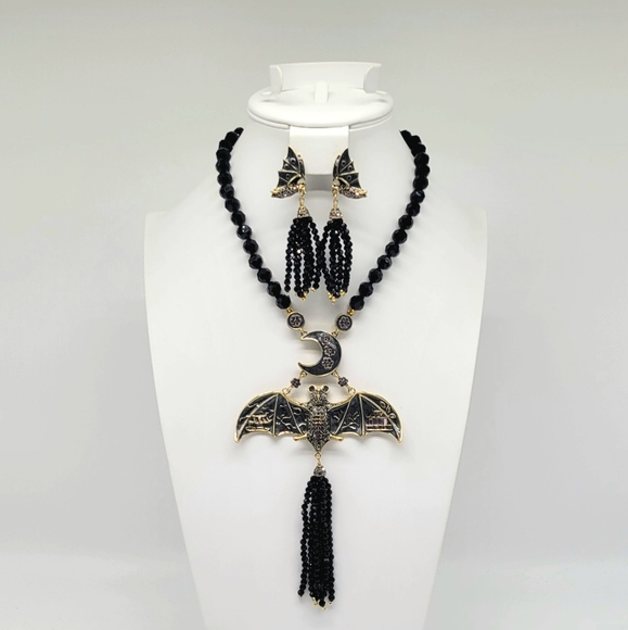 Heidi Daus Completely Batty Swarovski Crystal + Enamel Bat Statement Jewelry Set - Picture 1 of 13